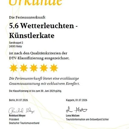 Reetdorf Geltinger Birk Kuenstlerkate Wetterleuchten Dom wakacyjny